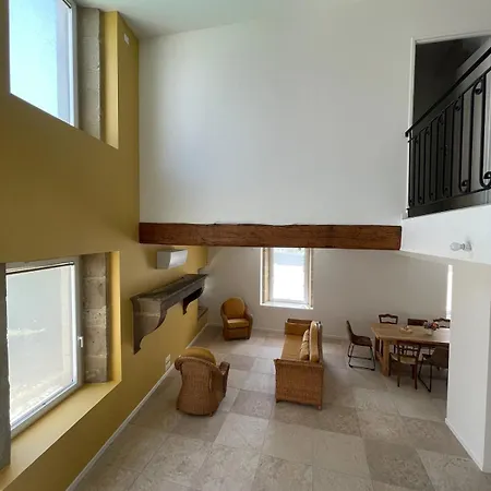 Duplex Maison De Village Avec Piscine Et Jardin
