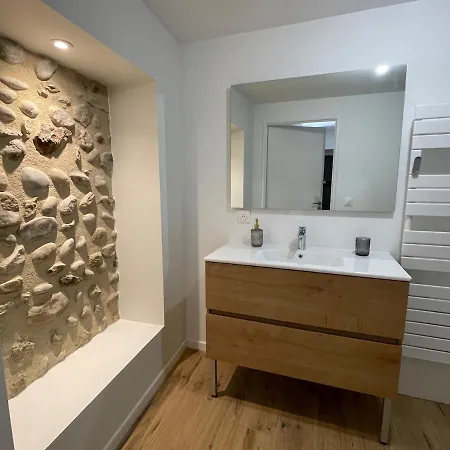 Duplex Maison De Village Avec Piscine Et Jardin *